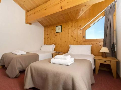 Madame Vacances - Résidence Les Chalets du Praz - Camping Savoie - Image N°4