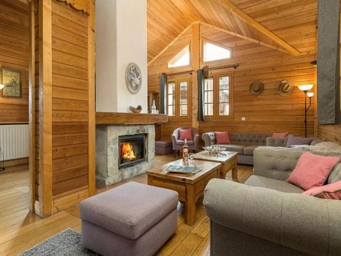 La Résidence Les Chalets de L'Altiport   - Camping Isère - Image N°3