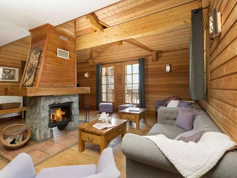 La Résidence Les Chalets de L'Altiport   - Camping Isère - Image N°8