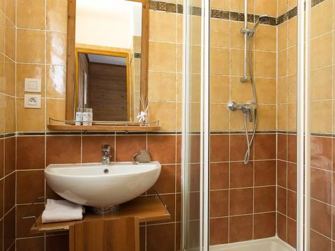 La Résidence Les Chalets de L'Altiport   - Camping Isère - Image N°7