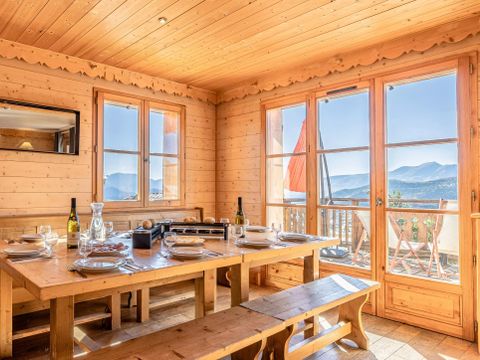 La Résidence Les Chalets de L'Altiport   - Camping Isère - Image N°14