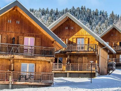 Madame Vacances -  Résidence Les Chalets du Berger Premium - Camping Savoie