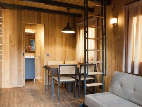 BUNGALOW 4 personnes - BORD DE LUXE