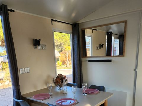 MOBILHOME 8 personnes - 002 (3 chambres, 2 salle d'eau) - Clim, TV, Lave-vaisselle, Lave-linge - Terrasse