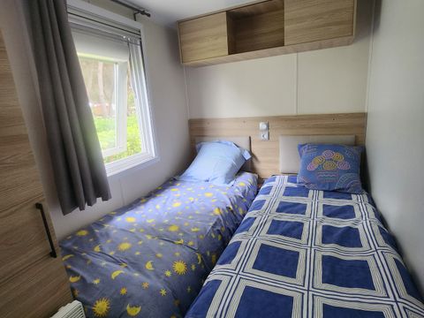 MOBILHOME 8 personnes - 002 (3 chambres, 2 salle d'eau) - Clim, TV, Lave-vaisselle, Lave-linge - Terrasse