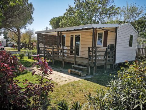 MOBILHOME 6 personnes - 006 (3 chambres, 1 salle d'eau) - Clim, TV - Terrasse couverte
