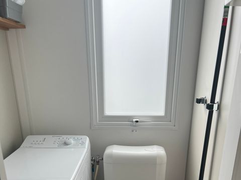 MOBILHOME 8 personnes - 3 chambres - 1 salle d'eau - (Clim, Lave-vaisselle, Lave-linge) - Terrasse couverte - 007