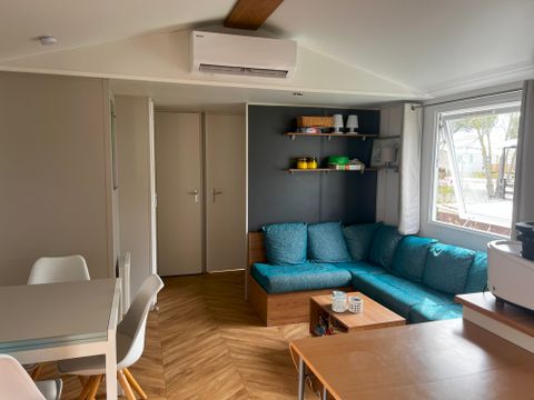 MOBILHOME 8 personnes - 3 chambres - 1 salle d'eau - (Clim, Lave-vaisselle, Lave-linge) - Terrasse couverte - 007
