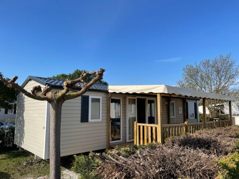 MOBILHOME 8 personnes - 008 (3 chambres, 2 salle d'eau) - Clim, TV, Lave-vaisselle - Terrasse couverte