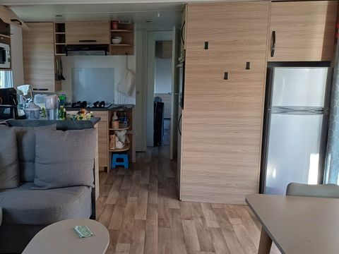 MOBILHOME 6 personnes - 009 (3 chambres, 2 salle d'eau) - Clim, TV, Lave-vaisselle - Terrasse couverte