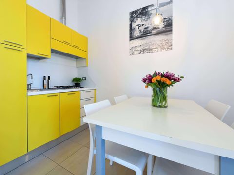 APPARTEMENT 6 personnes - MIMOSA (avec un petit jardin)