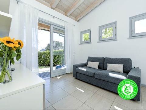 APPARTEMENT 6 personnes - MIMOSA (avec un petit jardin)