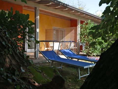 APPARTEMENT 6 personnes - MIMOSA (avec un petit jardin)