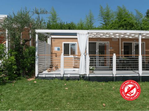 MOBILHOME 5 personnes - SUPERIOR JACUZZI