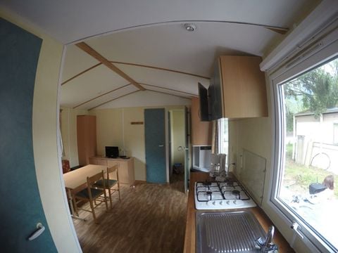Mobilhome 4 personnes - type 6 (2 chambres)