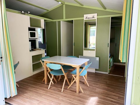 BUNGALOW 5 personnes - 4/5 personnes - DécliK