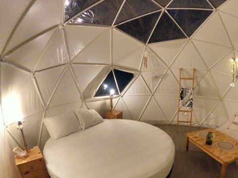 HÉBERGEMENT INSOLITE 4 personnes - Dôme et bain finlandais  4 personnes - BuccoliK