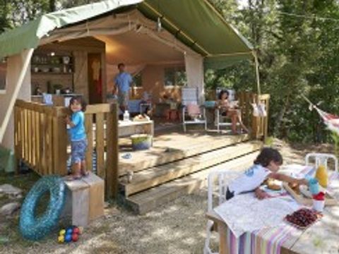 Tente en toile et en bois 4 personnes - Safaritent Trendy avec salle de bain