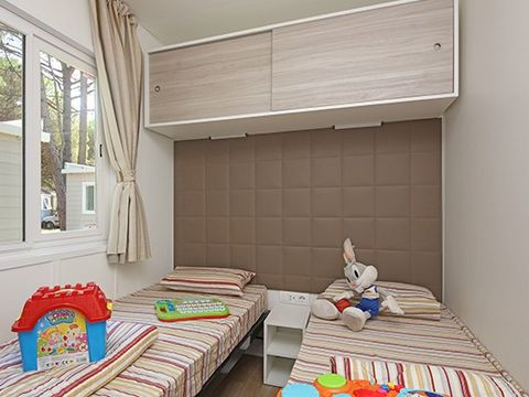 Mobilhome 4 personnes - Comfort XL | 2 Ch. | 4 Pers. | Terrasse surélevée | Clim.