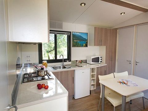 Mobilhome 4 personnes - Mobil-home | Comfort XL | 2 Ch. | 4 Pers. | Terrasse surélevée | Clim.