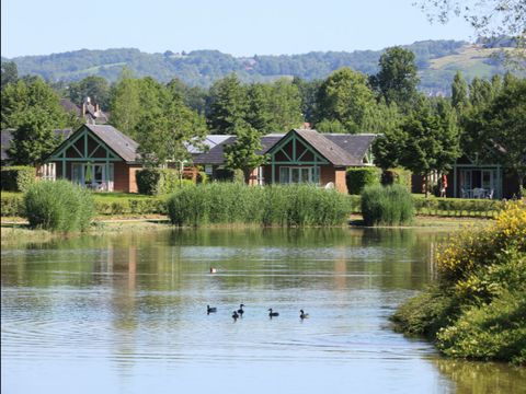 Camping Village Chalets D'Objat - Camping Correze - Image N°2