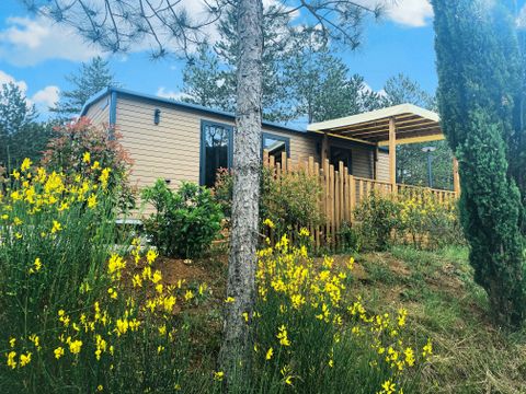 MOBILHOME 4 personnes - Cottage 33m² Confort - 2 chambres + Terrasse semi-couverte + TV + 2SDB + Vue Lac 4 pers