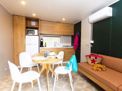 MOBILHOME 4 personnes - Cottage 33m² Confort - 2 chambres + Terrasse semi-couverte + TV + 2SDB + Vue Lac 4 pers