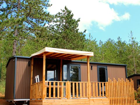 MOBILHOME 4 personnes - Cottage 33m² Confort - 2 chambres + Terrasse semi-couverte + TV + 2SDB + Vue Lac 4 pers