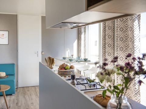 MOBILHOME 6 personnes - Cottage 40m² Confort - 3 chambres + Terrasse semi-couverte + TV + 2SDB + Vue Lac 6 pers