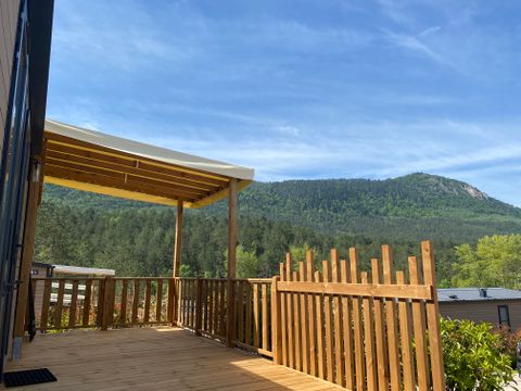 MOBILHOME 6 personnes - Cottage 40m² Confort - 3 chambres + Terrasse semi-couverte + TV + 2SDB + Vue Lac 6 pers
