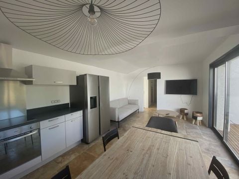 VILLA 6 personnes - Villa 116m² Premium - 3 chambres + Terrasse Vue Lac + TV + 2SDB + SPA + LV 6 pers
