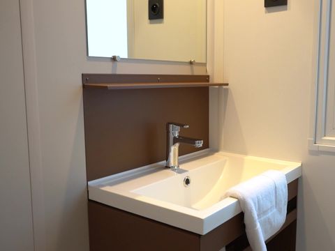 MOBILHOME 8 personnes - CONFORT BORA