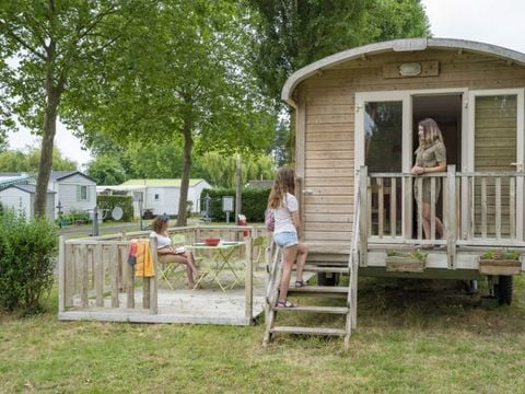 HÉBERGEMENT INSOLITE 4 personnes - CONFORT