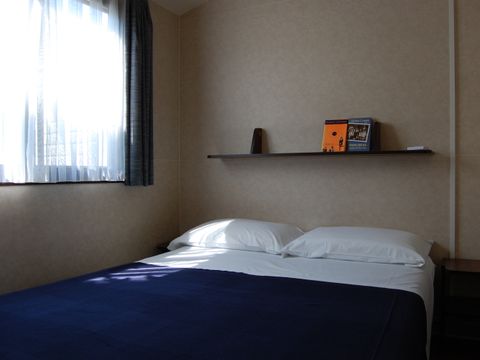 MOBILHOME 2 personnes - OLEANDRI