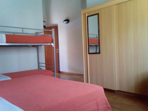 MAISON 6 personnes - 2 pièces