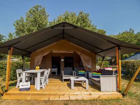 Tente en toile et en bois 5 personnes - Porto Sole - Tente Safari Confort + climatisation