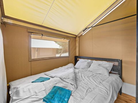 Tente en toile et en bois 5 personnes - Porto Sole - Tente Safari Bella Vista + air conditionné (5P)