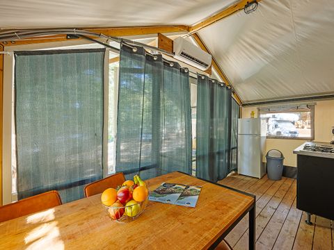 Tente en toile et en bois 5 personnes - Porto Sole - Tente Safari Bella Vista + air conditionné (5P)