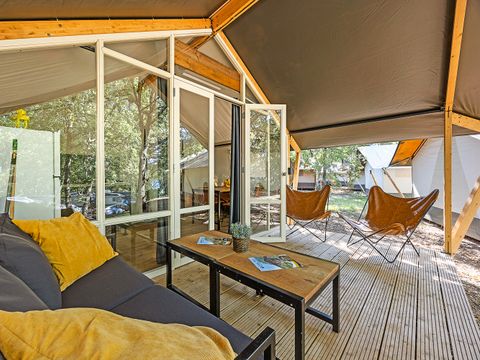 Tente en toile et en bois 5 personnes - Porto Sole - Tente Safari Bella Vista + air conditionné (5P)