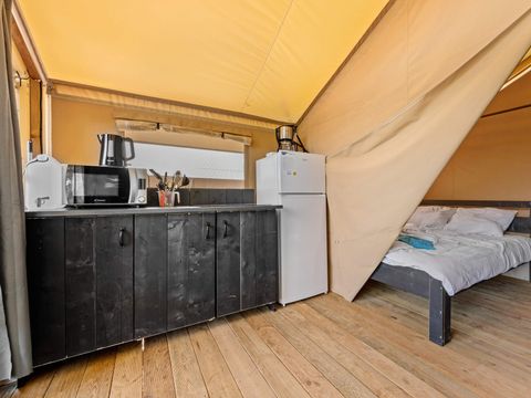 Tente en toile et en bois 5 personnes - Porto Sole - Tente Safari Bella Vista + air conditionné (5P)