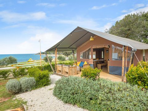 Tente en toile et en bois 4 personnes - Naturiste Ulika - Tente Safari + sanitaires + air conditionné (6P)