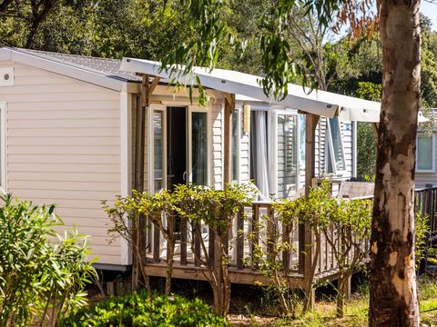 MOBILHOME 6 personnes - Mobil-home | Comfort | 2 Ch. | 4/6 Pers. | Terrasse surélevée | Clim.