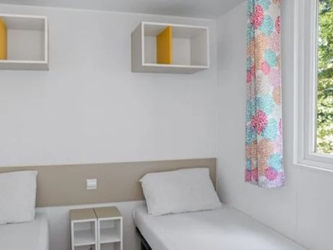 MOBILHOME 5 personnes - Comfort XL | 2 Ch. | 5 Pers. | Terrasse surélevée