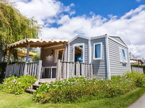 MOBILHOME 6 personnes - Classic | 2 Ch. | 4/6 Pers. | Terrasse surélevée MOBILHOME 6 personnes - Classic | 2 Ch. | 4/6 Pers. | Terrasse surélevée