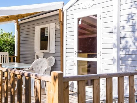 MOBILHOME 8 personnes - Classic | 3 Ch. | 6/8 Pers. | Terrasse surélevée MOBILHOME 8 personnes - Classic | 3 Ch. | 6/8 Pers. | Terrasse surélevée