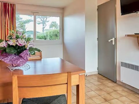 BUNGALOW 4 personnes - Essentiel Bungalow Chambre 4 pers Terrasse