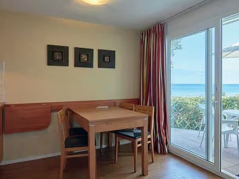 BUNGALOW 6 personnes - Essentiel Bungalow 2 Chambres 6 pers Terrasse