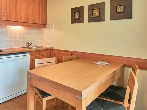 BUNGALOW 6 personnes - Essentiel Bungalow 2 Chambres 6 pers Terrasse