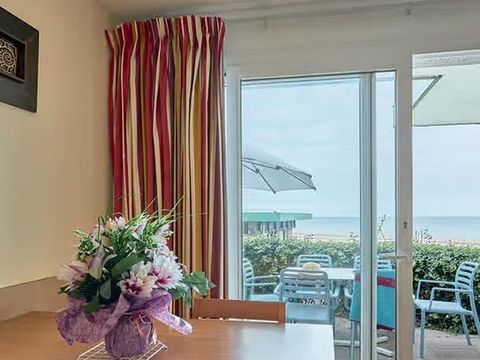 BUNGALOW 6 personnes - Essentiel Bungalow 2 Chambres 6 pers Vue Terrasse