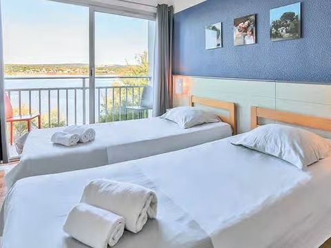 Chambre 4 personnes - Classique 2 chambres 4 personnes Vue Balcon Clim